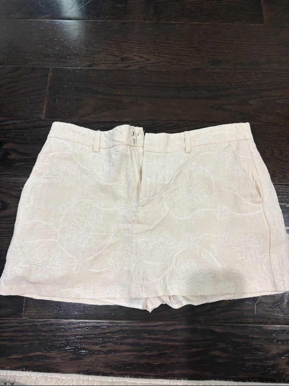 stradivarius Cream Embroidered Linen-Blend Skort